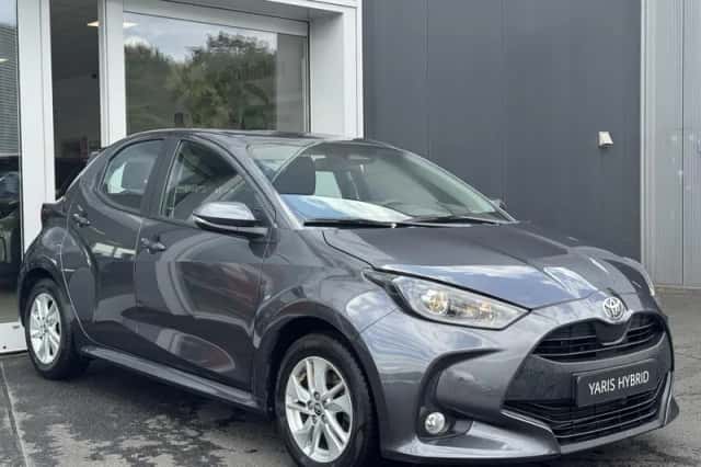 Toyota Yaris (2025) thumbnail 3