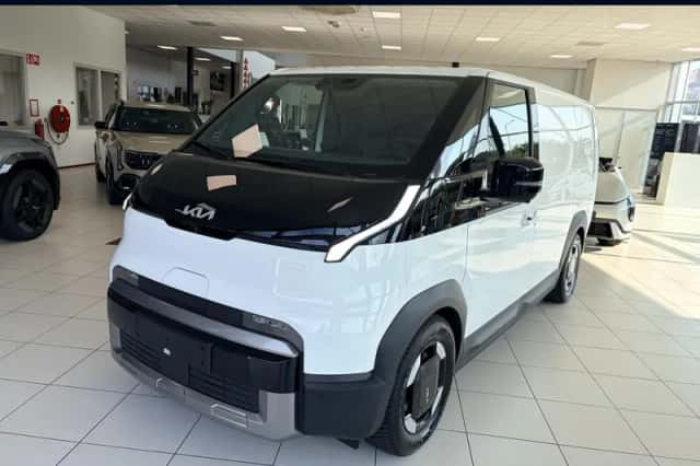 Kia PV5 (2026) thumbnail 1