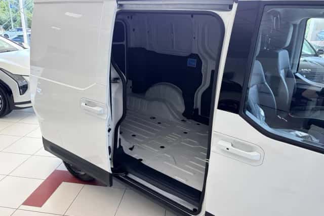 Kia PV5 (2026) thumbnail 5