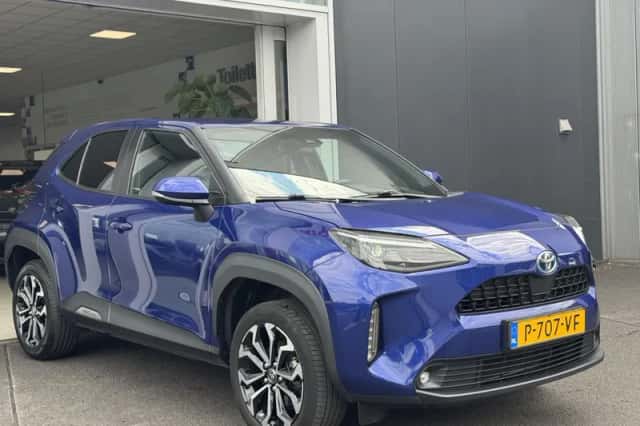 Toyota Yaris Cross (2022) thumbnail 3