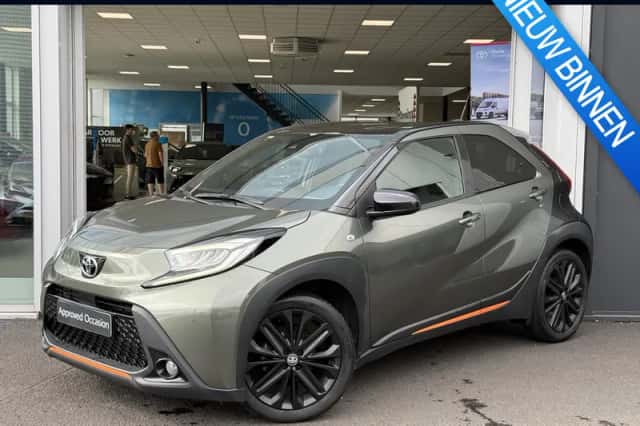 Toyota Aygo (2022) thumbnail 1