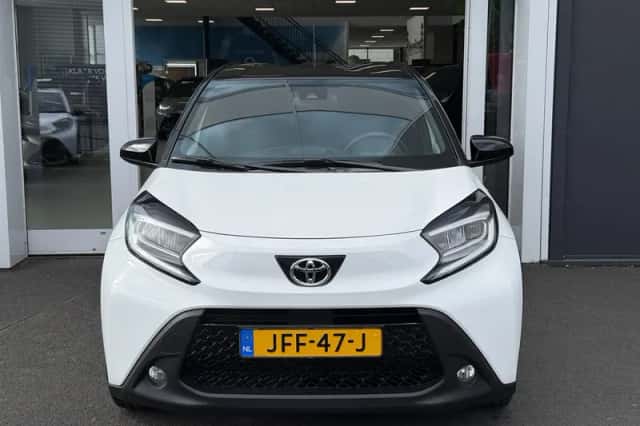 Toyota Aygo (2025) thumbnail 2