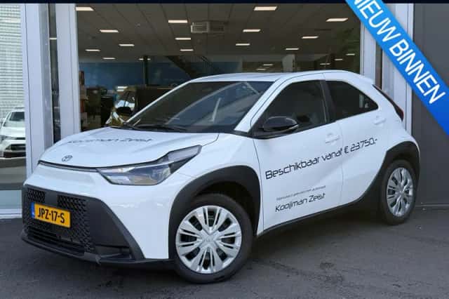 Toyota Aygo (2025) thumbnail 1