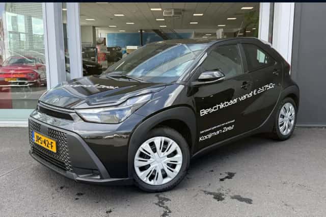Toyota Aygo (2025) thumbnail 1
