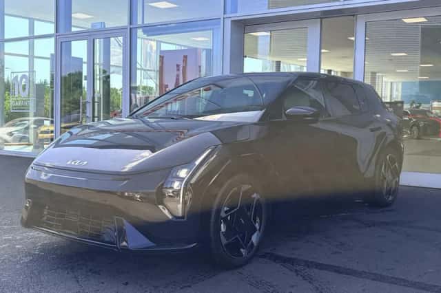 Kia EV4 (2026) thumbnail 3