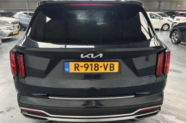 Kia Sorento (2022) thumbnail 4
