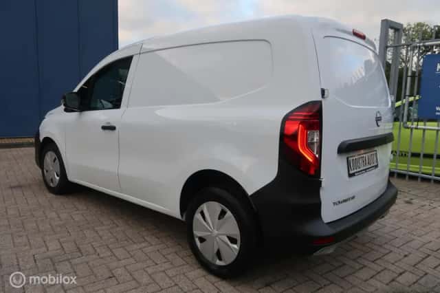 Nissan Townstar (2023) thumbnail 5