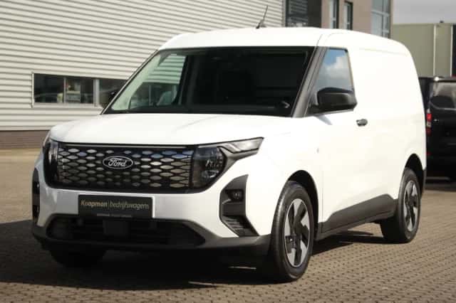 Ford E-Transit (2025) thumbnail 2