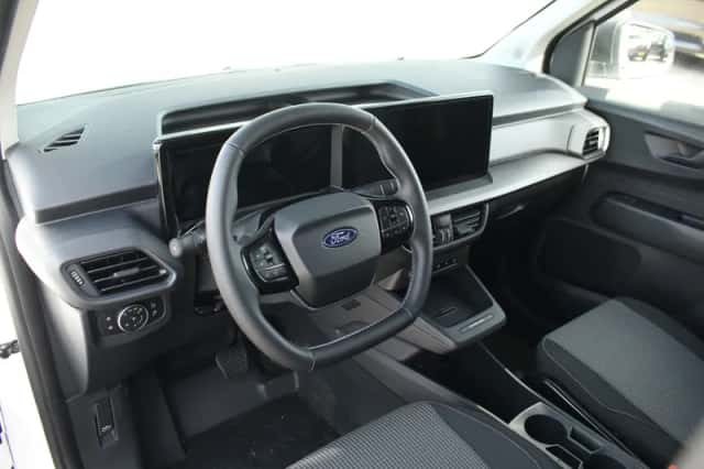 Ford E-Transit (2025) thumbnail 13
