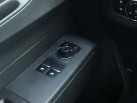 Ford E-Transit (2026) thumbnail 18