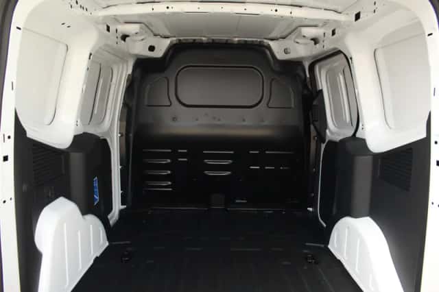Ford E-Transit (2025) thumbnail 9