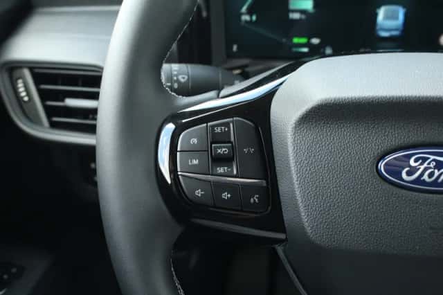 Ford E-Transit (2025) thumbnail 21