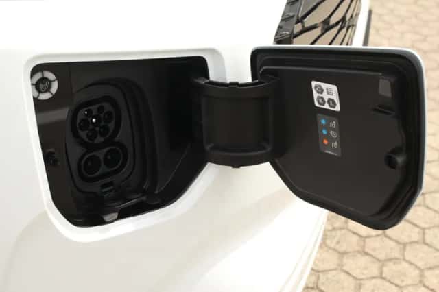 Ford E-Transit (2025) thumbnail 5
