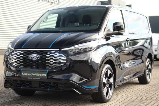 Ford E-Transit Custom (2026) thumbnail 2