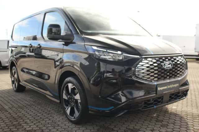 Ford E-Transit Custom (2026) thumbnail 5