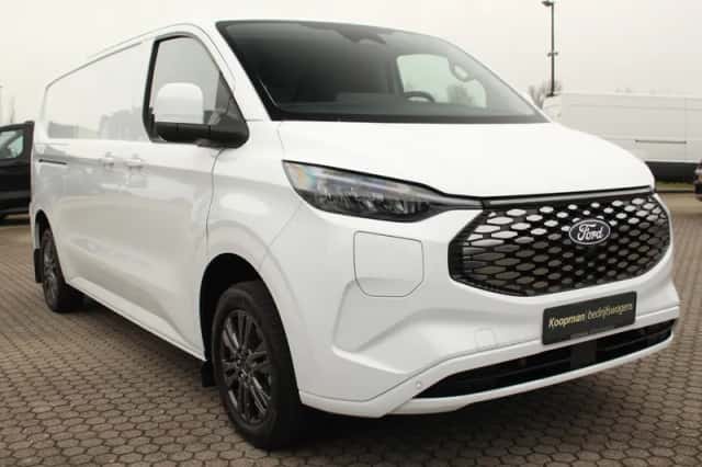 Ford E-Transit Custom (2026) thumbnail 4