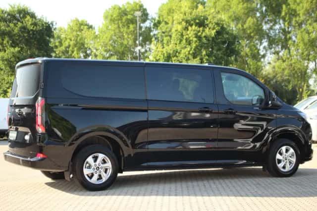 Ford E-Transit (2026) thumbnail 5