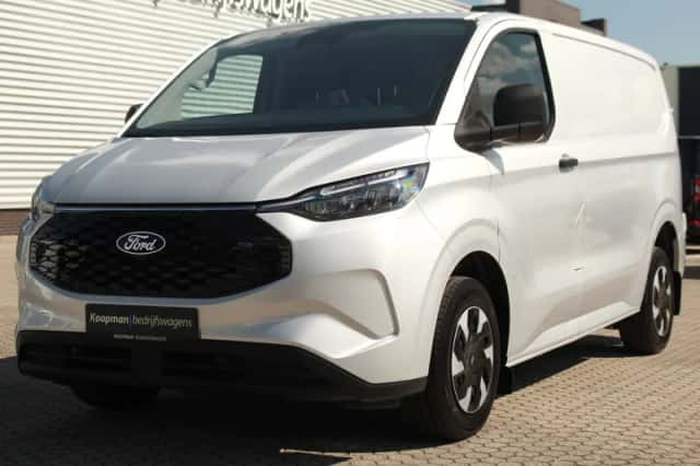 Ford E-Transit (2026) thumbnail 2
