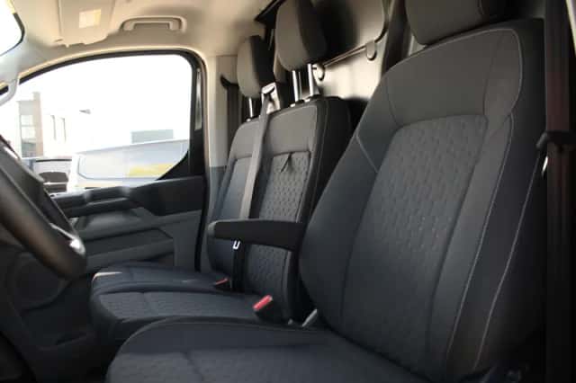 Ford E-Transit (2026) thumbnail 18