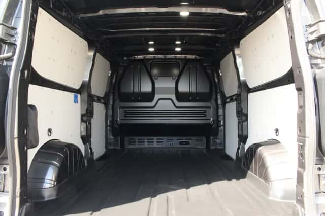 Ford E-Transit (2026) thumbnail 10