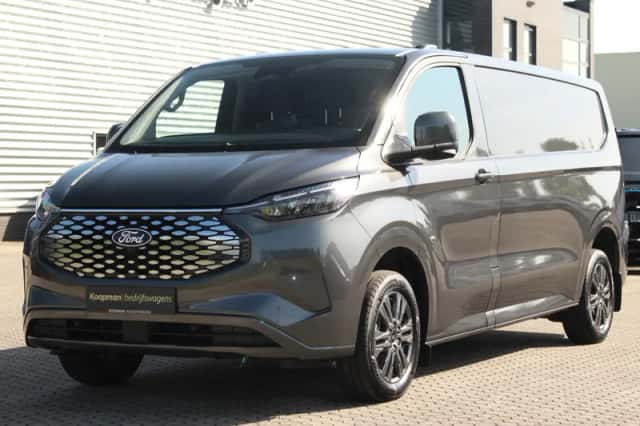 Ford E-Transit (2026) thumbnail 2