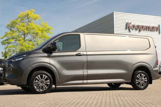 Ford E-Transit (2026) thumbnail 15