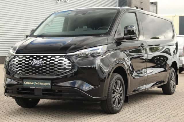 Ford E-Transit (2026) thumbnail 2