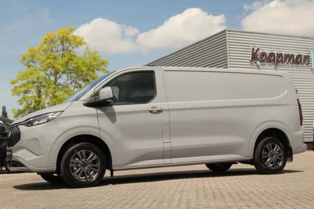 Ford E-Transit (2026) thumbnail 15