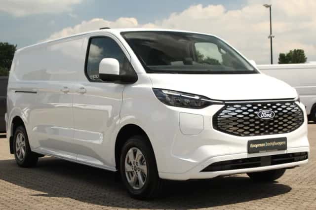 Ford E-Transit (2026) thumbnail 4