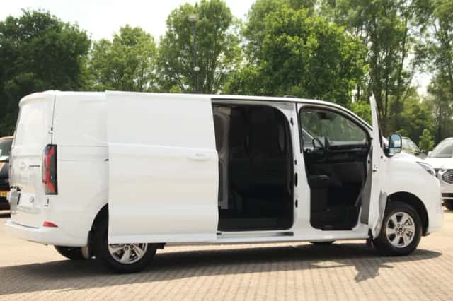 Ford E-Transit (2026) thumbnail 7