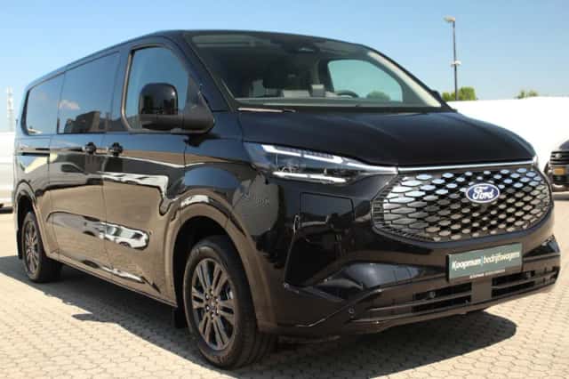 Ford E-Transit (2026) thumbnail 5