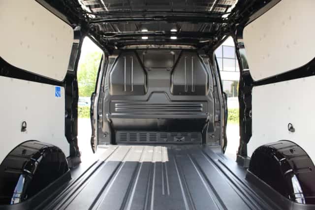 Ford E-Transit (2026) thumbnail 11