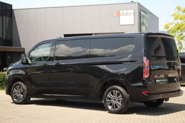 Ford E-Transit (2026) thumbnail 13