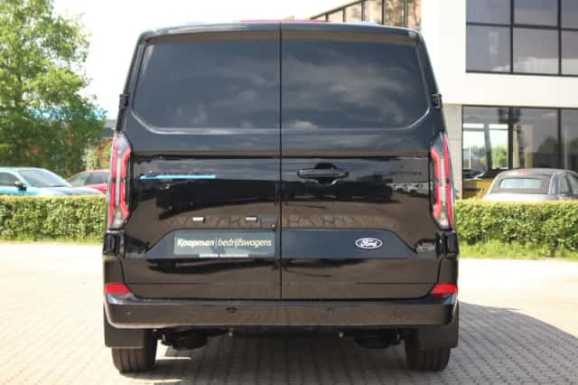 Ford E-Transit (2026) thumbnail 8
