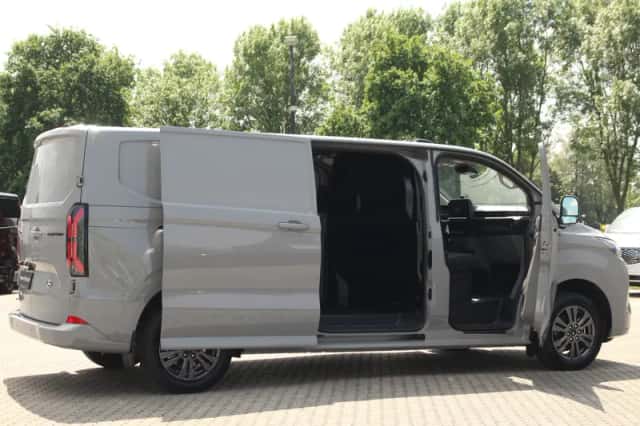 Ford E-Transit (2026) thumbnail 7