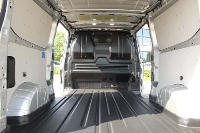 Ford E-Transit (2026) thumbnail 12