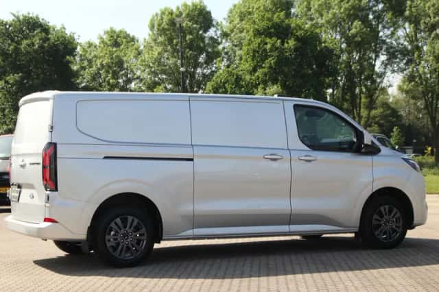 Ford E-Transit (2026) thumbnail 7