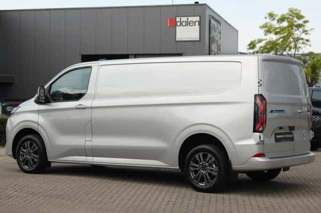Ford E-Transit (2026) thumbnail 15