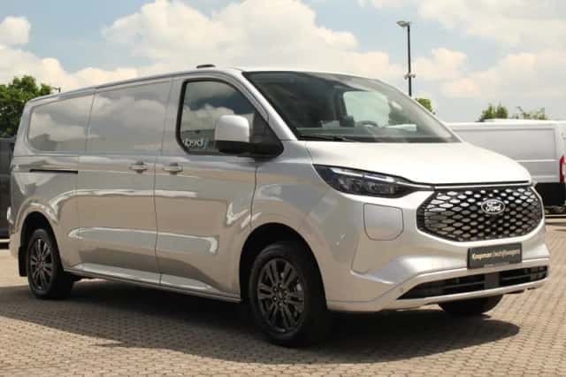 Ford E-Transit (2026) thumbnail 6