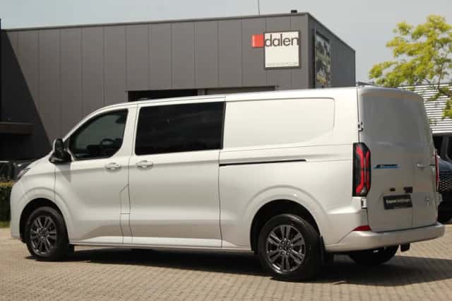Ford E-Transit (2026) thumbnail 12