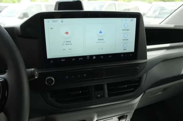 Ford E-Transit (2026) thumbnail 25