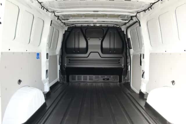 Ford E-Transit (2026) thumbnail 9