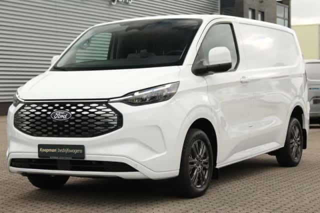Ford E-Transit (2026) thumbnail 2