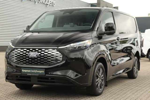 Ford E-Transit (2026) thumbnail 2