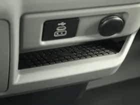 Ford E-Transit (2025) thumbnail 40