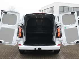 Ford E-Transit (2025) thumbnail 8
