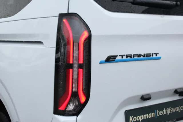 Ford E-Transit (2025) thumbnail 14
