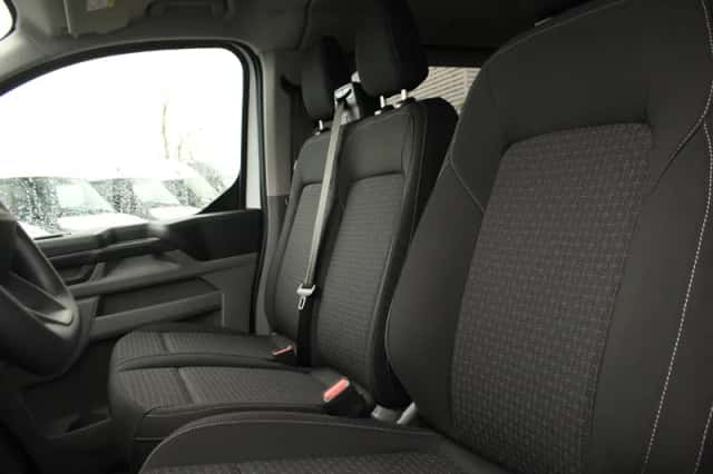 Ford E-Transit (2025) thumbnail 20