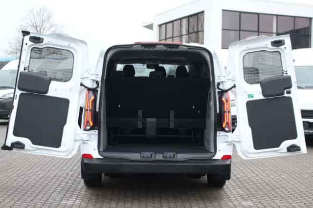 Ford E-Transit (2025) thumbnail 9