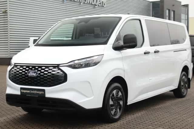Ford E-Transit (2025) thumbnail 2